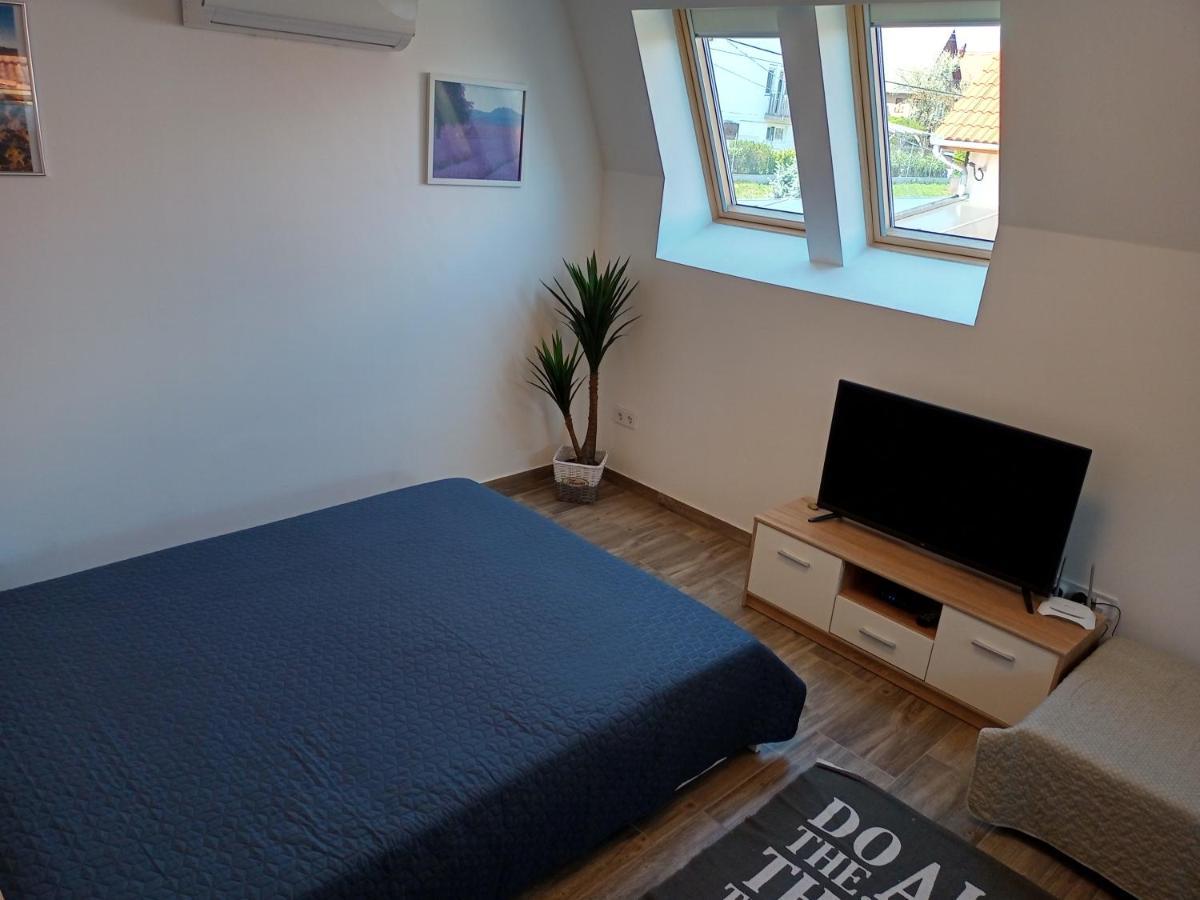 Szellorozsa Apartman Фоньод Экстерьер фото